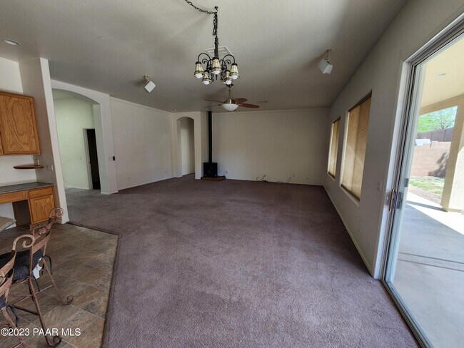 Building Photo - 7665 Rabbit Brush Ln