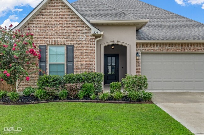 Building Photo - Check Out this 3 bed 2 bath in Shreveport