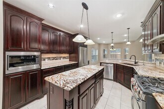 Building Photo - 19022 Santa Elena Canyon Ct