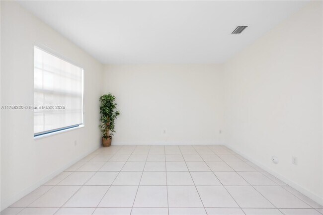 Building Photo - 9275 W 34th Ct
