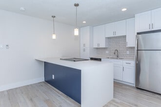 Building Photo - The Block At Montrose