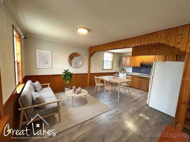 Building Photo - Charming 3 Bedroom 1.5 Bathroom Bungalow now available for rent!