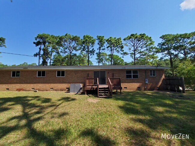 Building Photo - 510 Wesley Ave