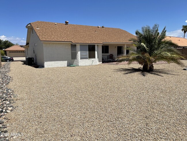 Building Photo - 14827 W Antelope Dr