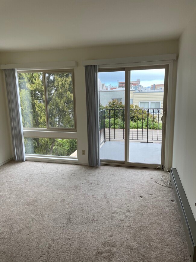 Dormitorio 1 - 2460 Chestnut St