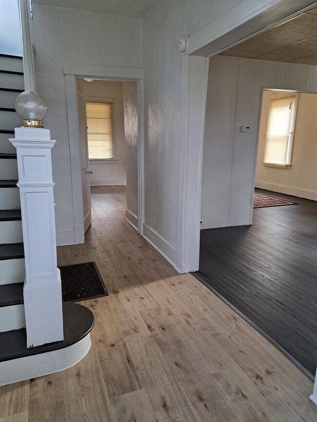 1406 Taylor Ave, New Kensington, PA 15068 House Rental in New