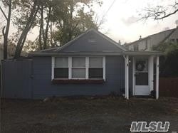 Primary Photo - 206 Bayville Ave