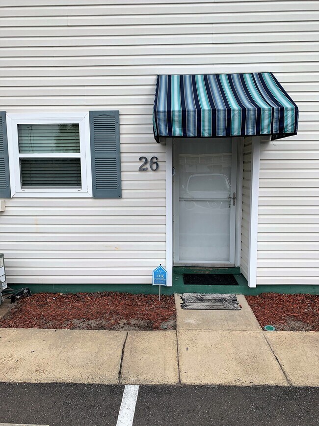 Main Entrance - 97 Cross Creek Rd