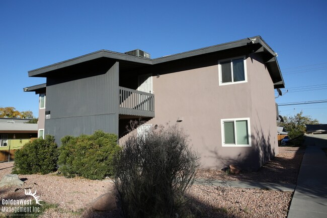 Foto del edificio - 1Bdm 1Ba Apartment in the Heart of Las Vegas