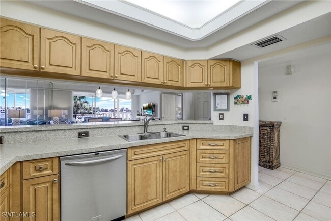 Building Photo - 9380 Gulf Shore Dr