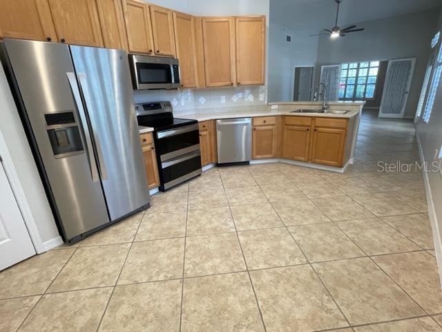 Building Photo - 949 Westpark Dr