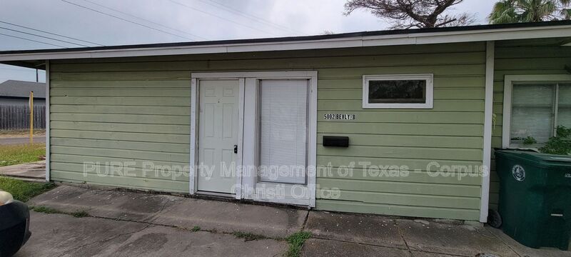 Primary Photo - 5002 Bevly Dr