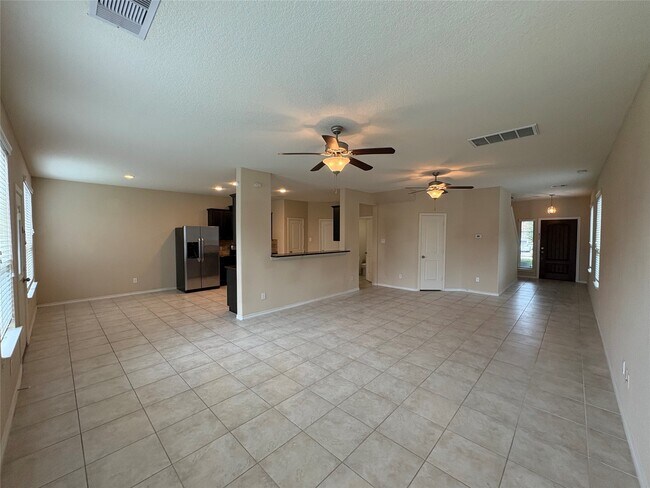 Building Photo - 1410 Spencer Glen Ln
