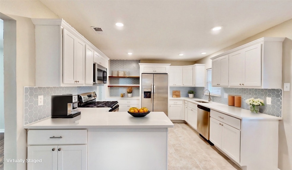 Photo - 1404 Meadowcrest Dr