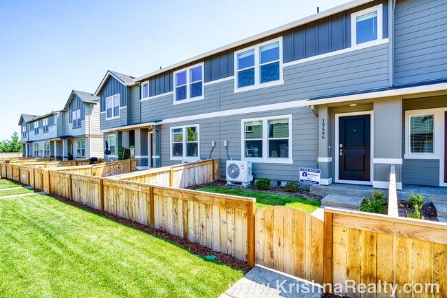 Foto del edificio - Beautiful NEW CONSTRUCTION 3 Bedroom 2.5 B...