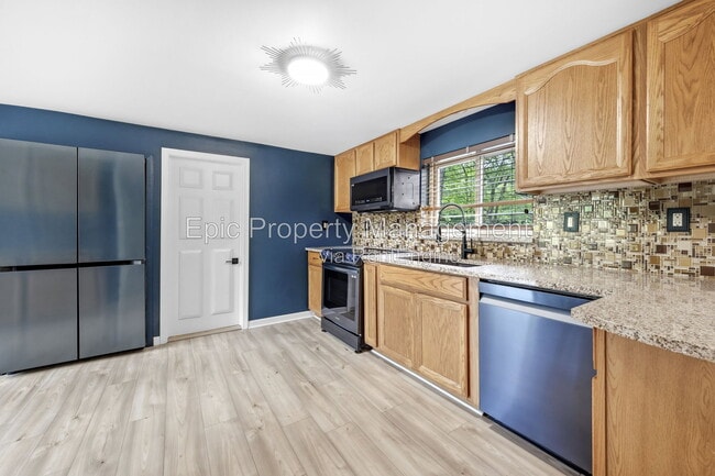 Building Photo - 3185 Shimmons Rd
