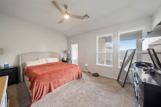 Building Photo - 2277 Forest Chestnut Dr
