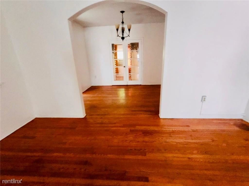 Primary Photo - 3 br, 2 bath House - 7921 Carlyle Ave
