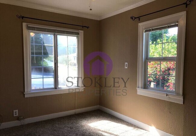 Foto del edificio - 54 Morello Ave