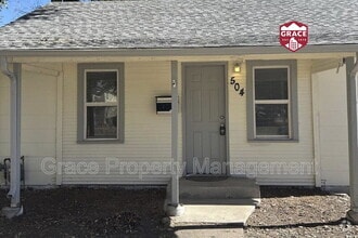 Building Photo - 504 Quitman St