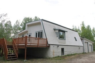 Building Photo - 2439 Sunflower Loop