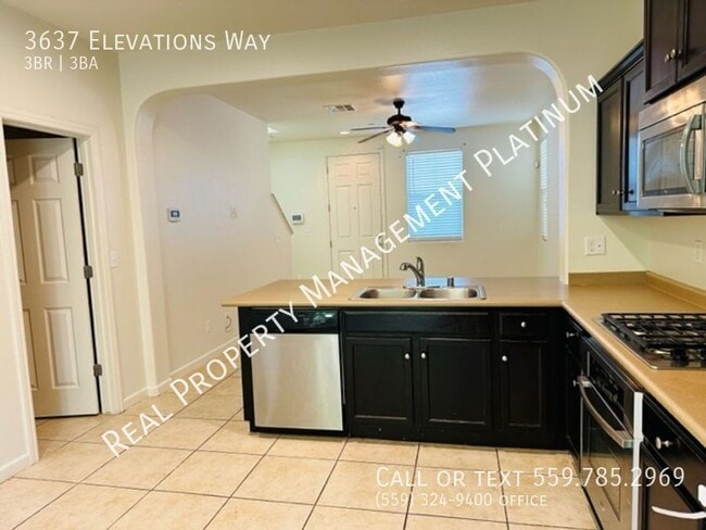 Building Photo - 3637 Elevations Way