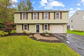 Building Photo - 3059 Hayfield Ln