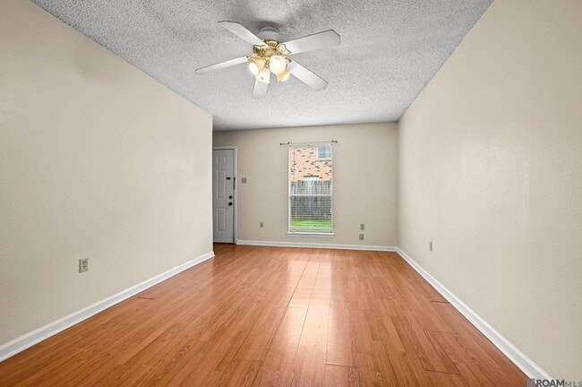 Building Photo - 1686 Brightside Dr