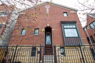 Building Photo - 2140 N Winchester Ave