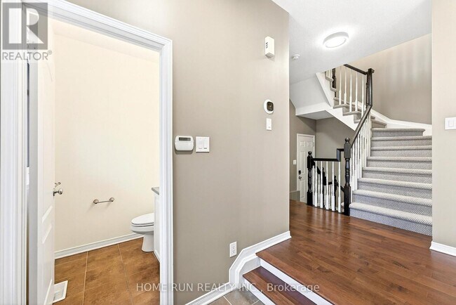 Photo du bâtiment - 104 Eye Bright Crescent