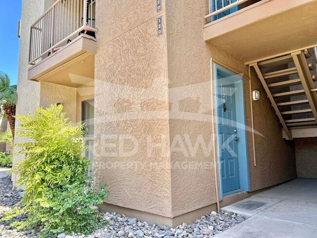 Building Photo - 1111 E University Dr