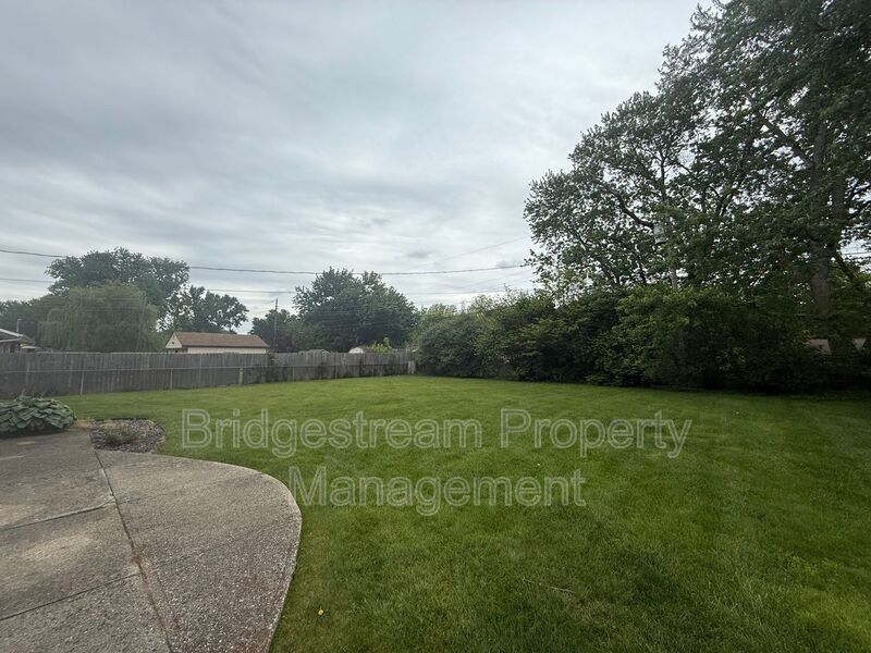 Foto del edificio - 4208 Bellemeade Dr