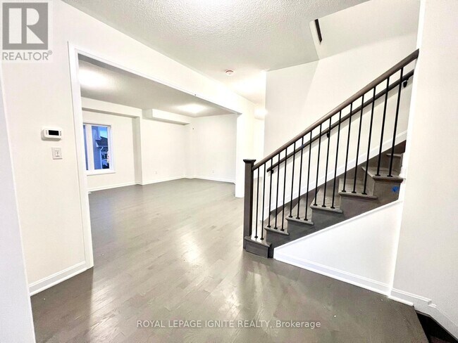 Building Photo - 104 Windermere Blvd