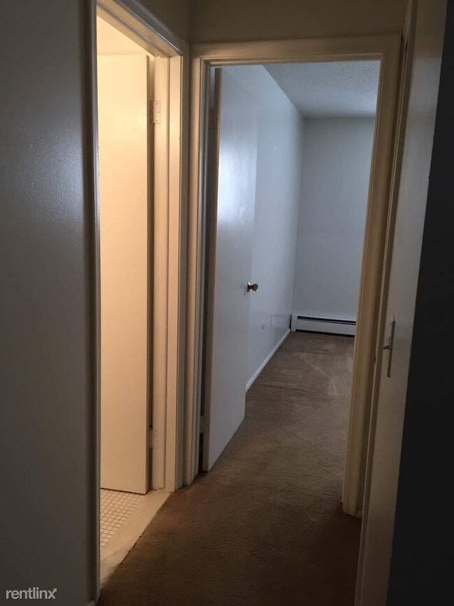 Foto del edificio - 312 N Oak St