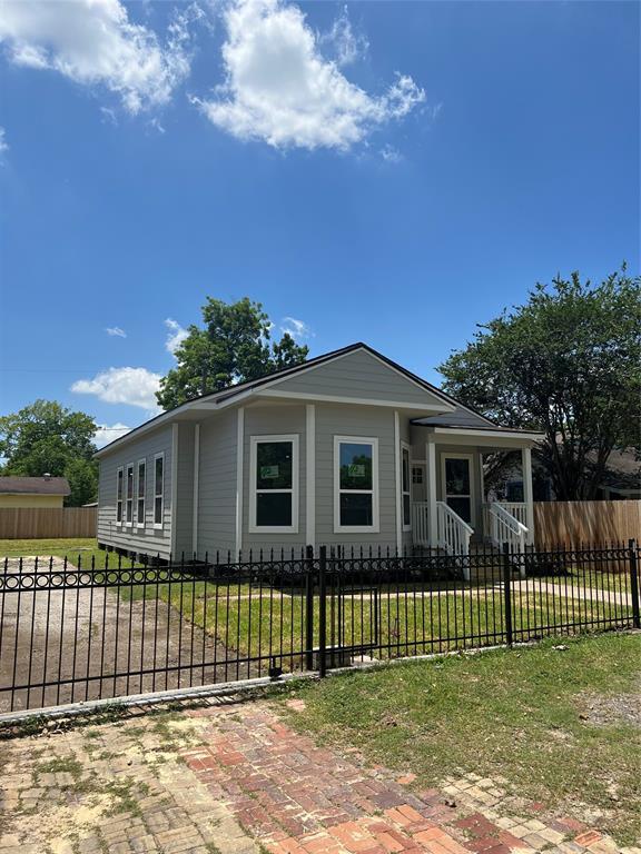 Building Photo - 4007 Edison St