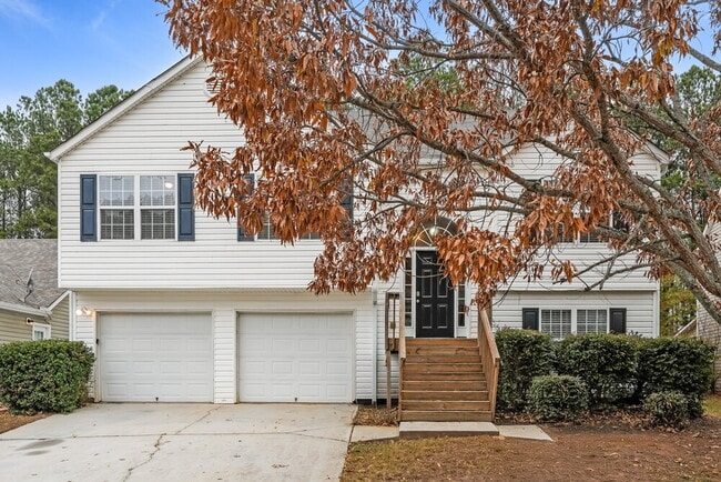 Building Photo - 335 Shadowbrooke Cir SW