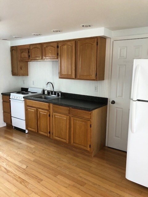 kitchen - 3 Liguori Dr