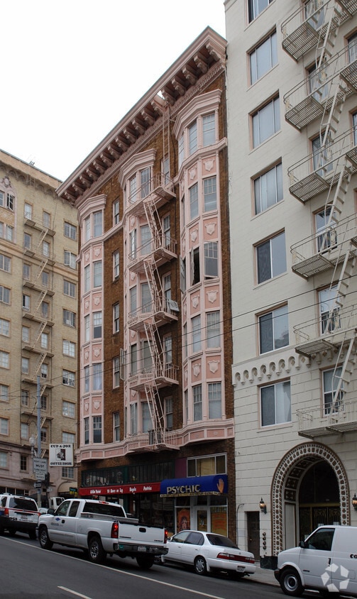 Building Photo - Farnham Apartments