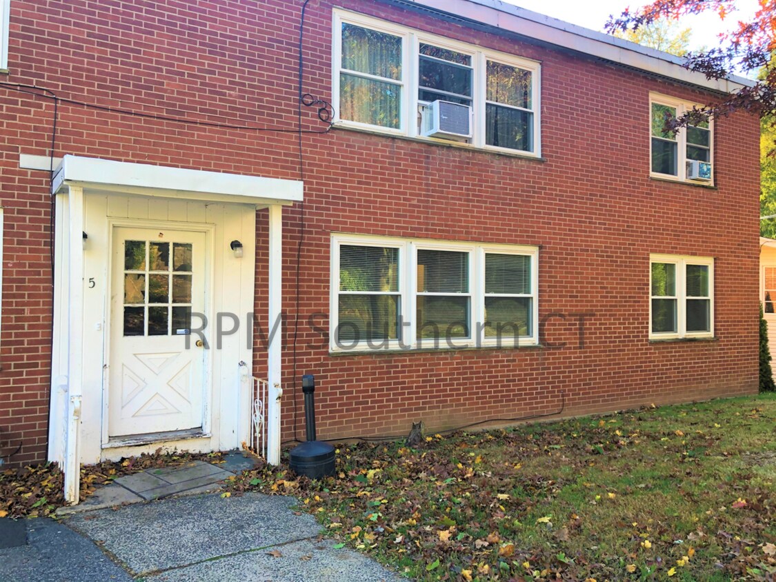 Primary Photo - 75 Hillside Ave