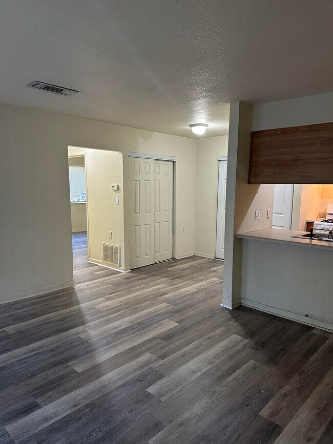 Foto del edificio - 317 Mabry St