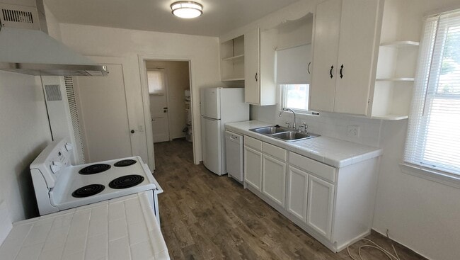 Building Photo - 4105 22nd St