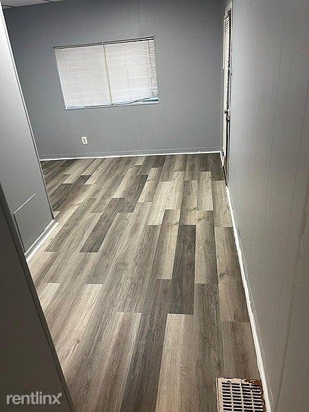 Foto del edificio - 2552 E Clearfield St