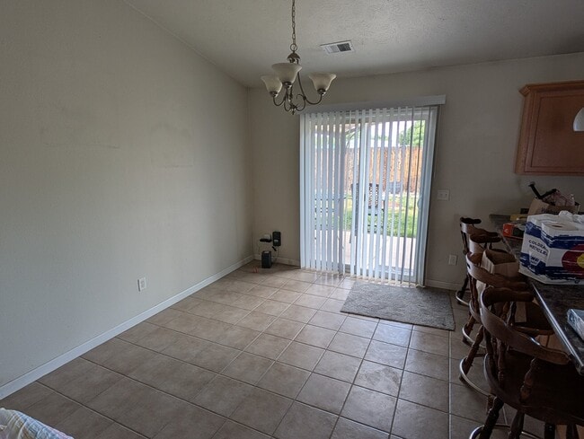 Building Photo - 3164 1/2 Glendam Drive