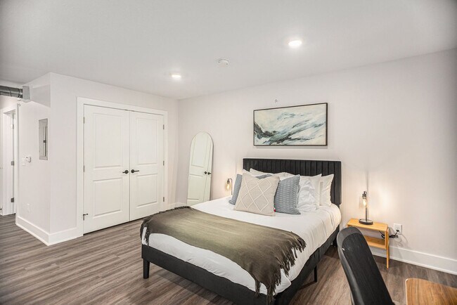 Foto del edificio - 1562 Michigan St NE