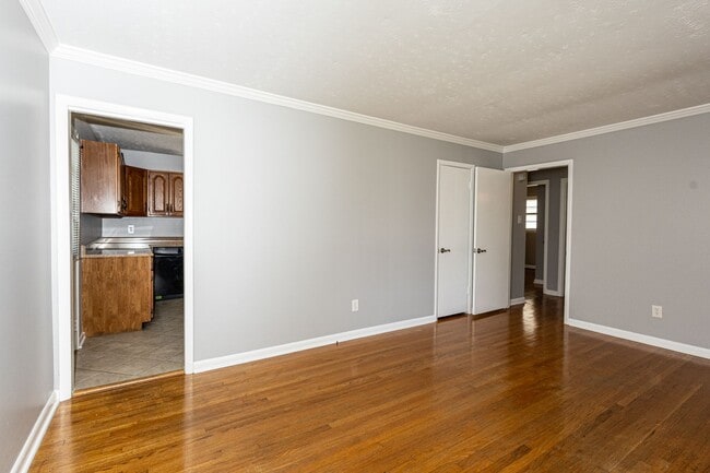 Building Photo - Charming 2-Bed, 1-Bath House in Prime South Knoxville | Walk to Breweries, Restaurants & Waterfront