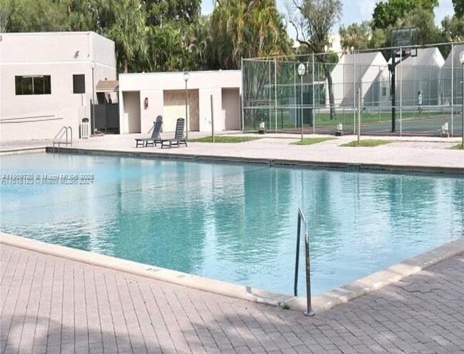 Foto del edificio - 8520 SW 133rd Avenue Rd