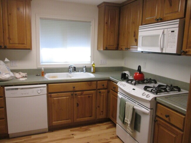 Building Photo - 25225 NW Braga Road ~ Serene Country Living