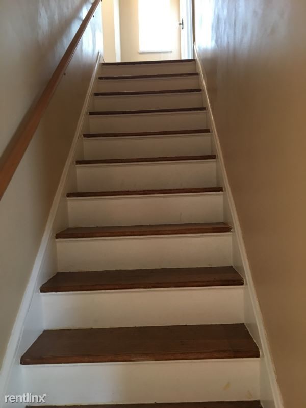 Foto del edificio - 2 br, 1 bath House - 2443 Losantiville Ave