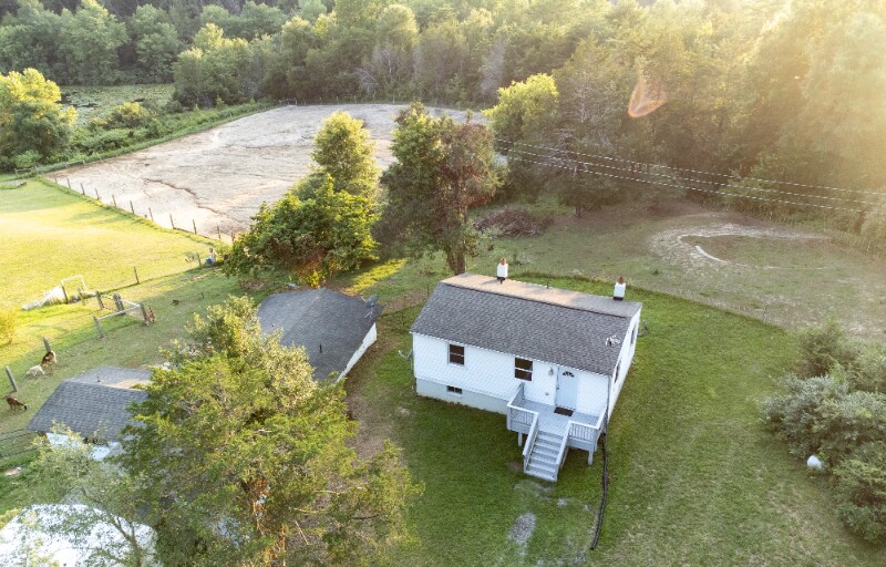 Foto principal - 8700 Robert East Lee Dr