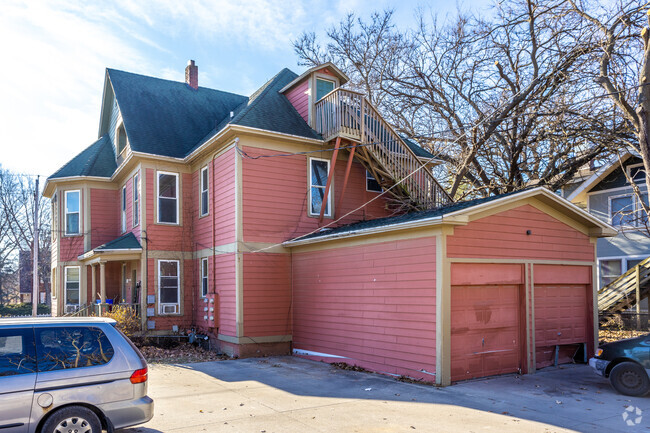 Building Photo - Cottage Grove Apartments